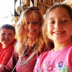 Meet your Posher, Janice